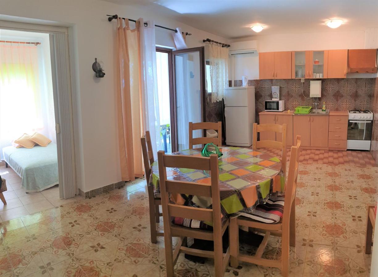 Apartments Josko Barbat Barbat na Rabu Luaran gambar